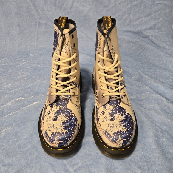 Dr. Martens Women's Blue and Cream Boots - Picture 5 of 8